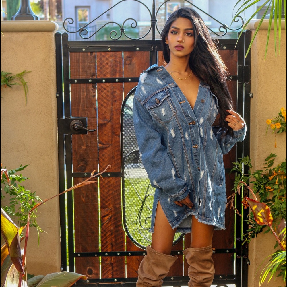 Oversized denim ripped jacket - Picture 6 of 6